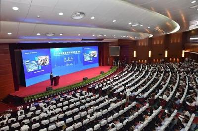 「聚焦」2018中国常州科技经贸洽谈会开幕 25个项目集中签约